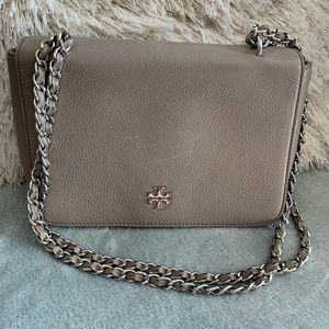 Beige tory burch purse